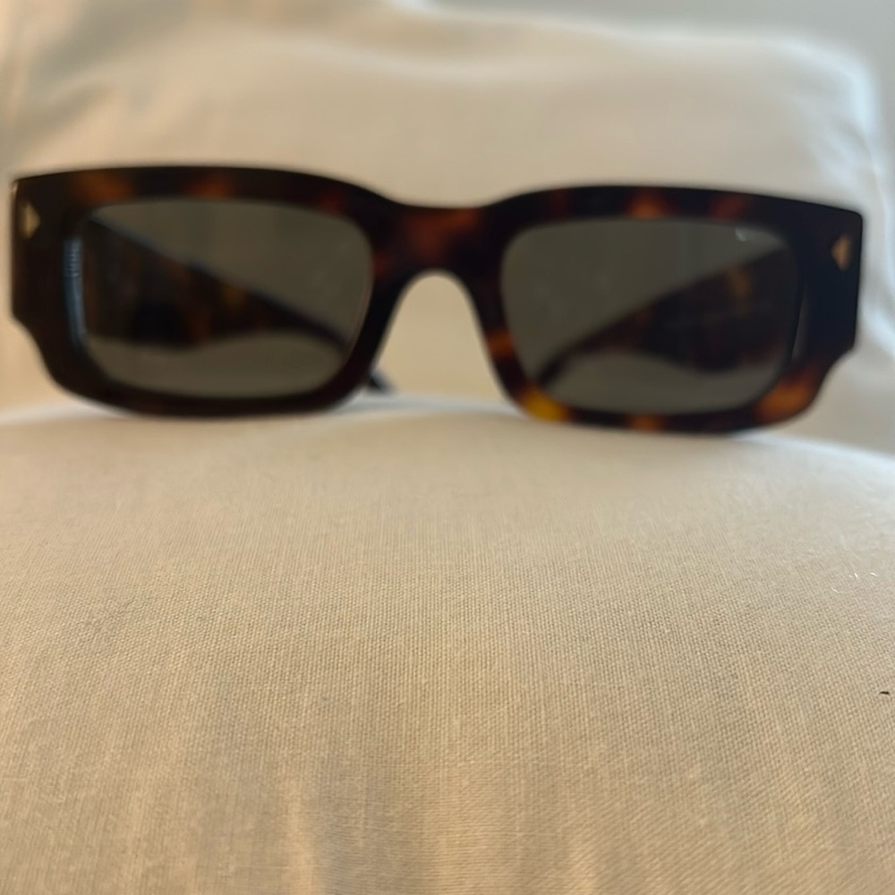 Tortoise Sunglasses from MOVADO Company MVMT Brand